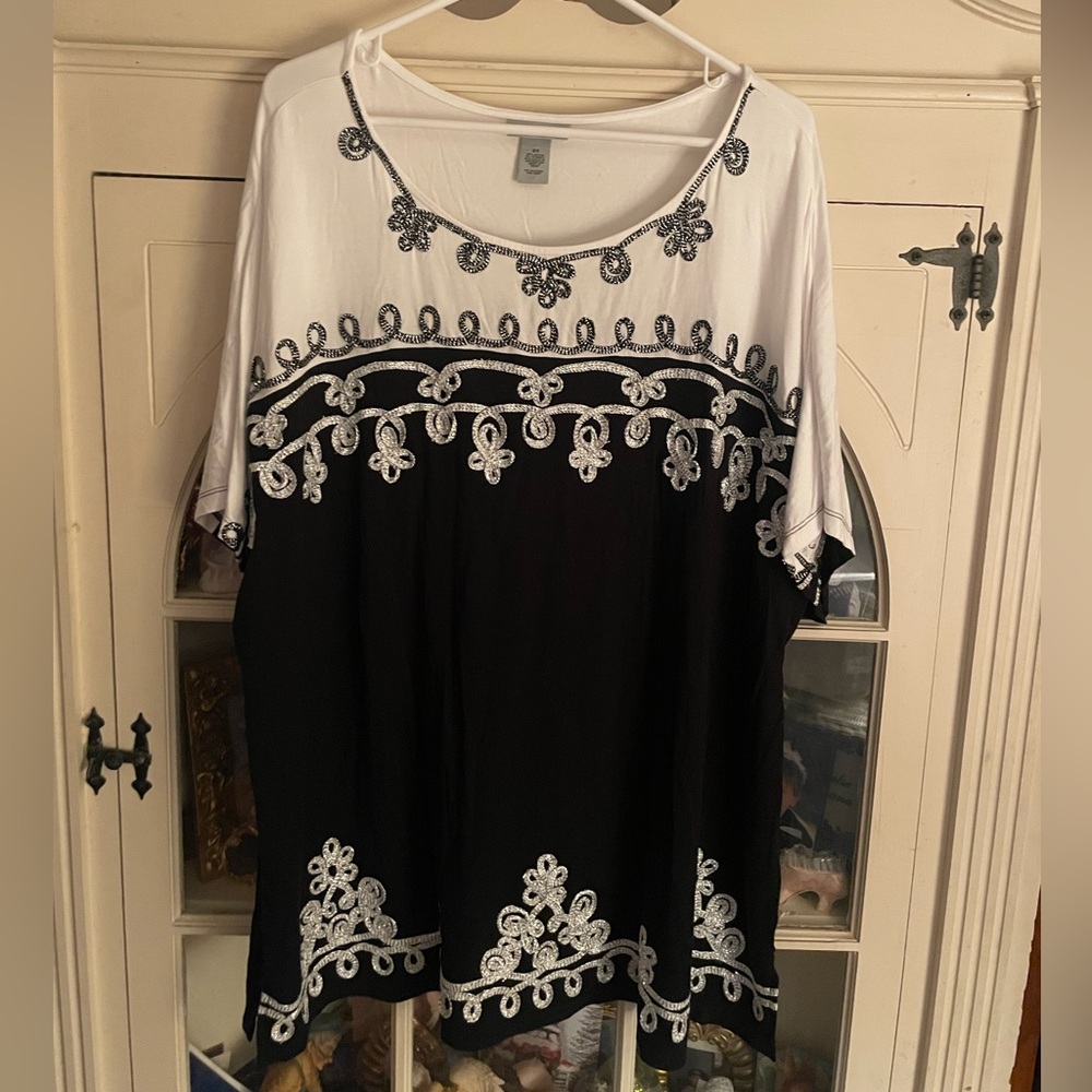 Catherines Classic White & Black Dressy Blouse 2X